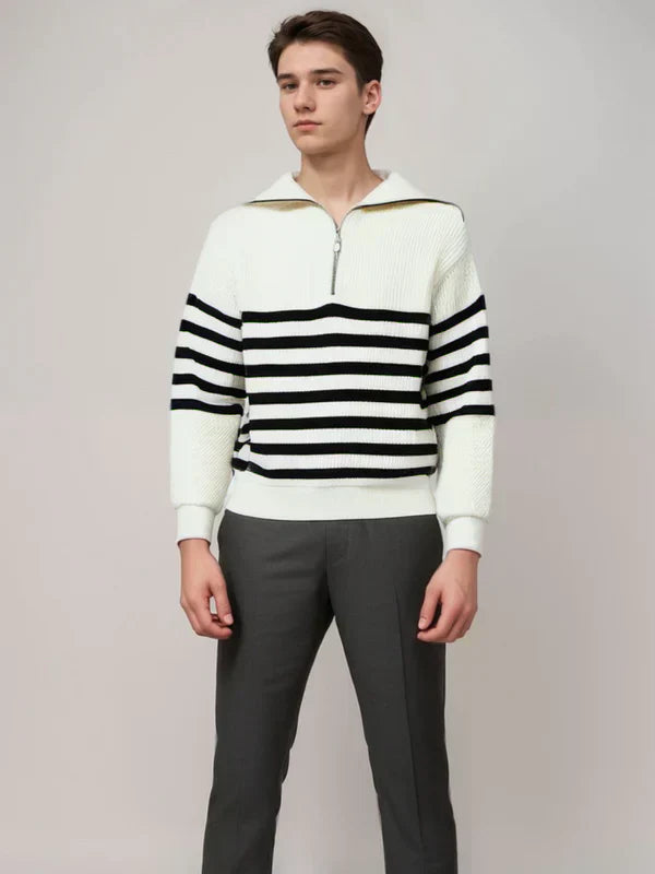 Stribet sweater med lynlås lukning