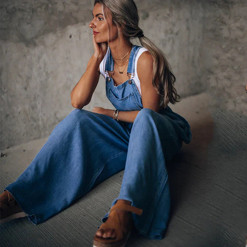 Keti - trendy denimoverall uden ærmer til kvinder