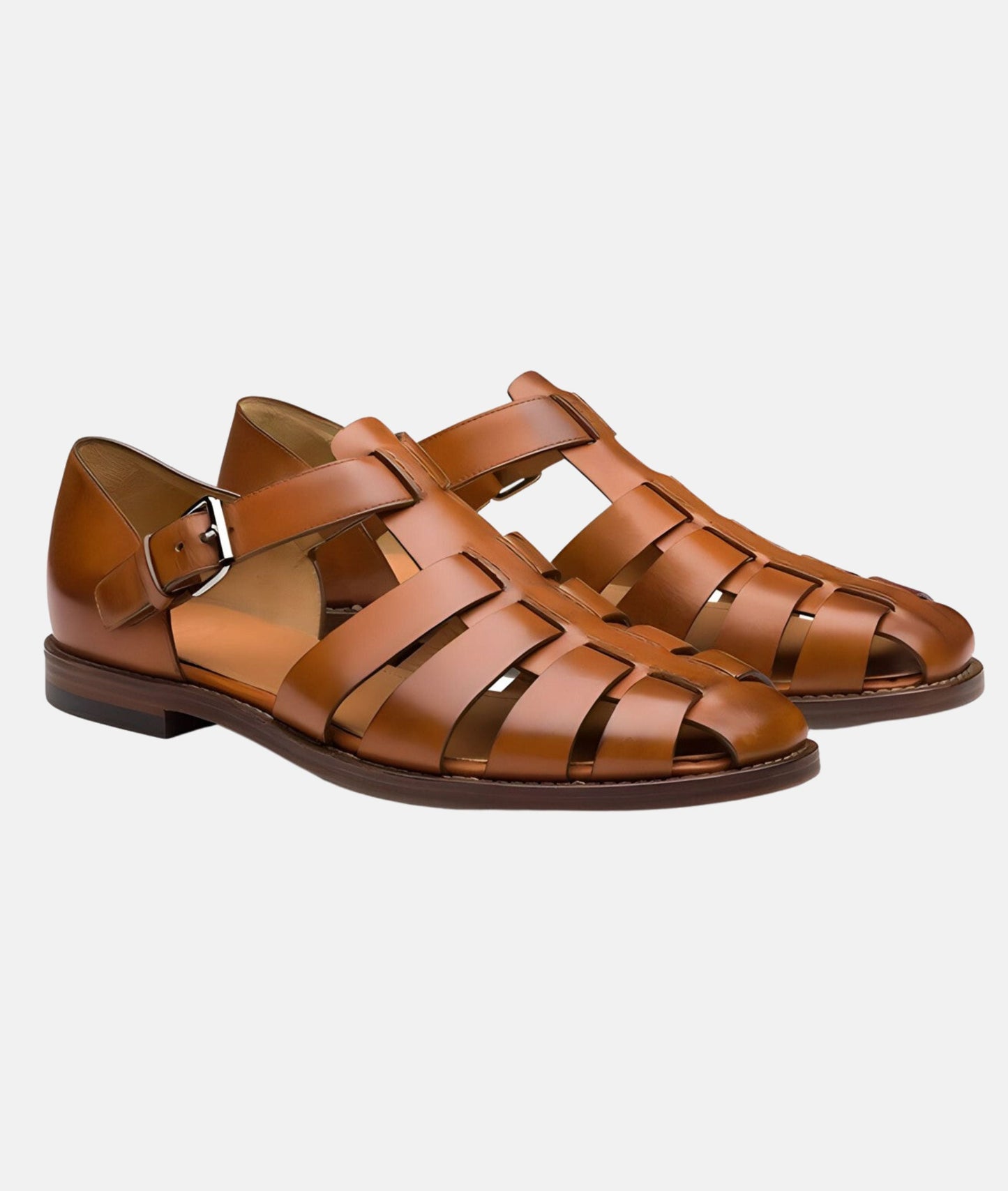 Moderigtige sandaler med stropper i et elegant snit