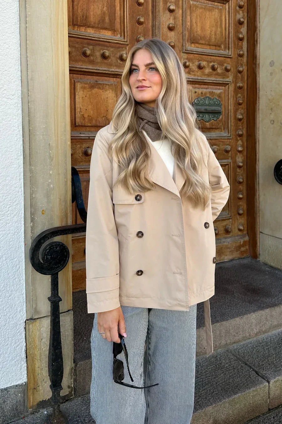 Cella - lammeskindsjakke til kvinder med løst snit