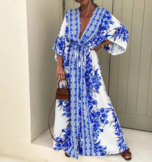 Mia – kjole med etnisk print i boho maxi stil