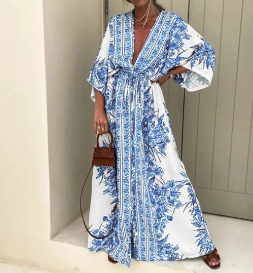 Mia – kjole med etnisk print i boho maxi stil