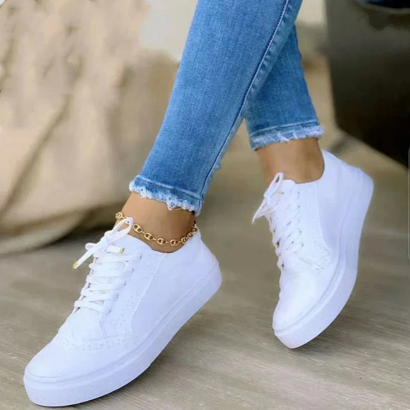 Ava - ortopædisk elegant sort sneaker