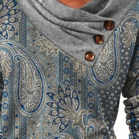 Inès Lavigne – elegant sweater med foldet krave