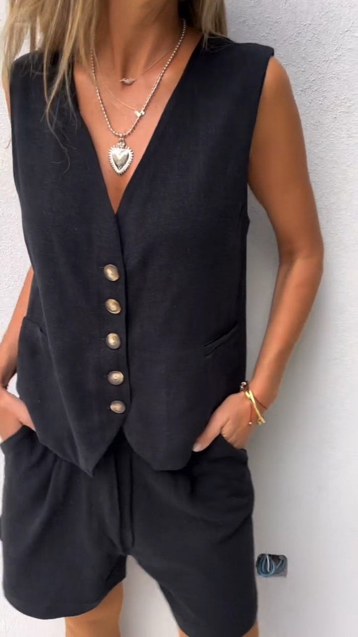 Todelt - ensemble med vest