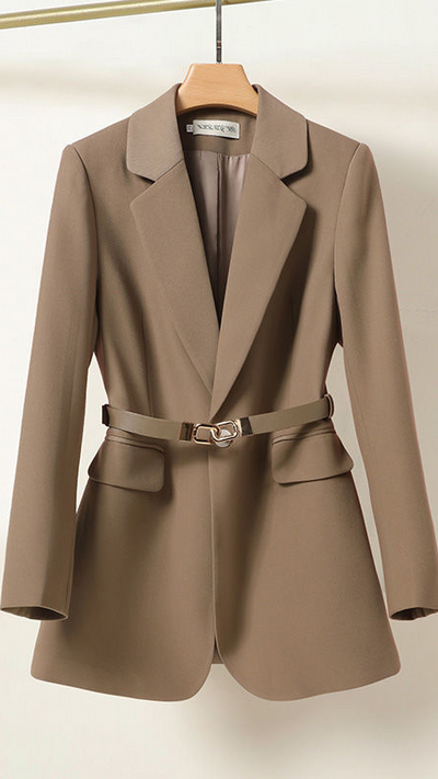 Naomi - elegant blazer