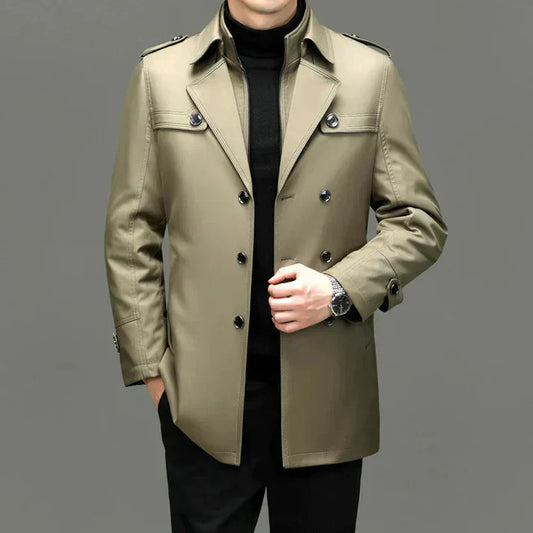 Herrefrakker af fint stof med knapper og lang trenchcoat-design