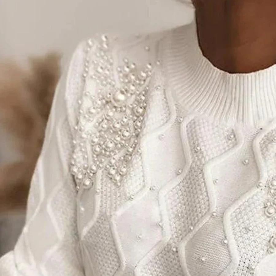 Gwyneth - elegant strikket trøje med perler til kvinder
