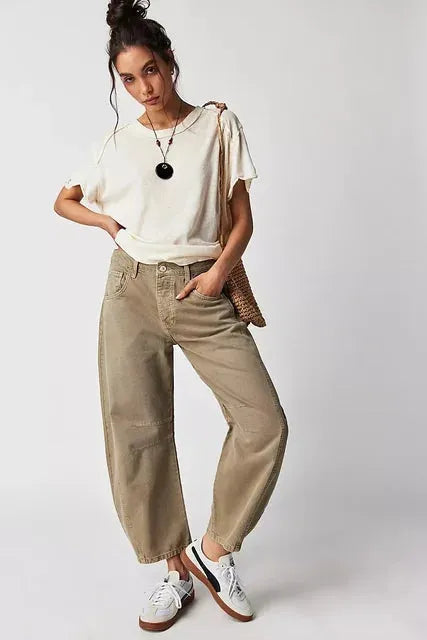Vidtskårne jeans til kvinder i en afslappet stil til vinteren