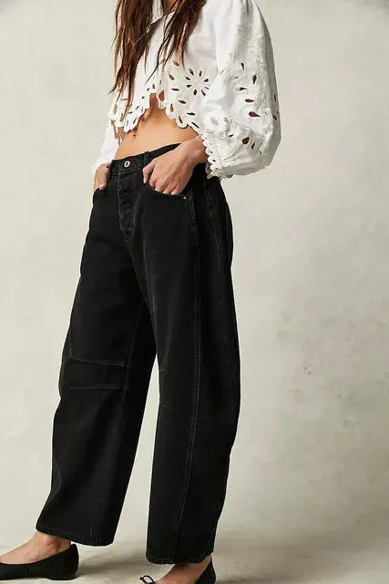 Vidtskårne jeans til kvinder i en afslappet stil til vinteren