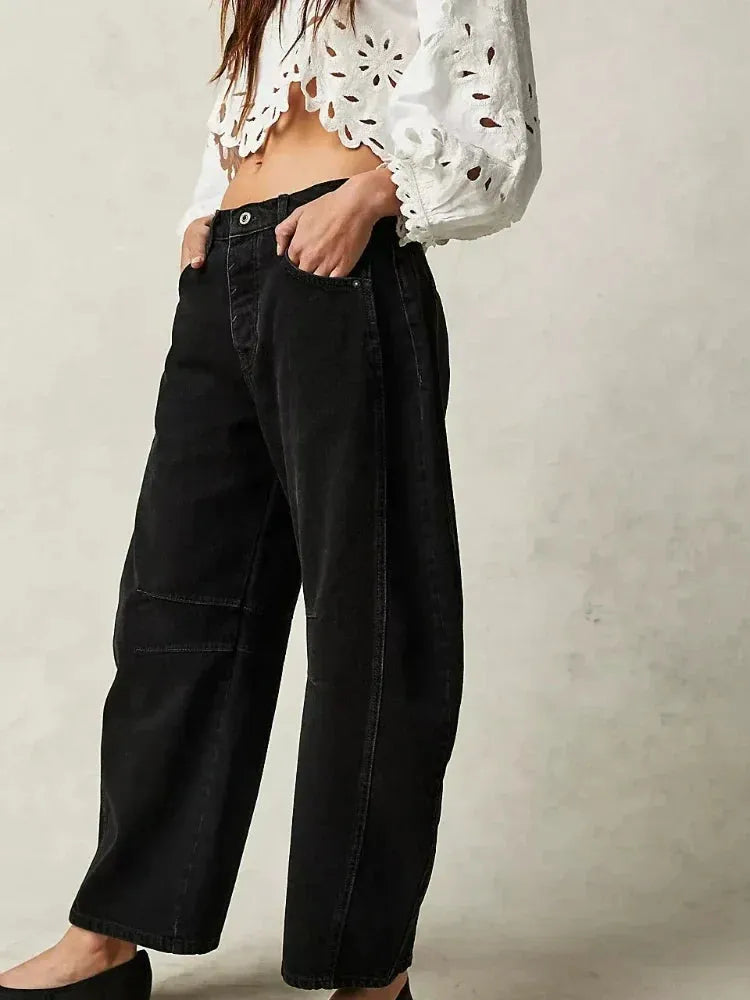 Vidtskårne jeans til kvinder i en afslappet stil til vinteren