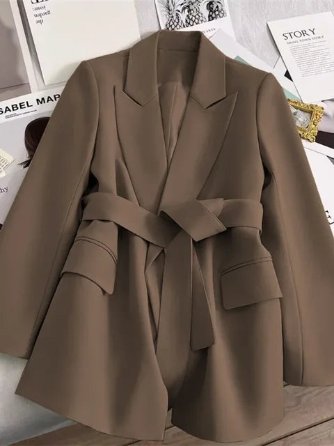 Lola - elegant dameblazer