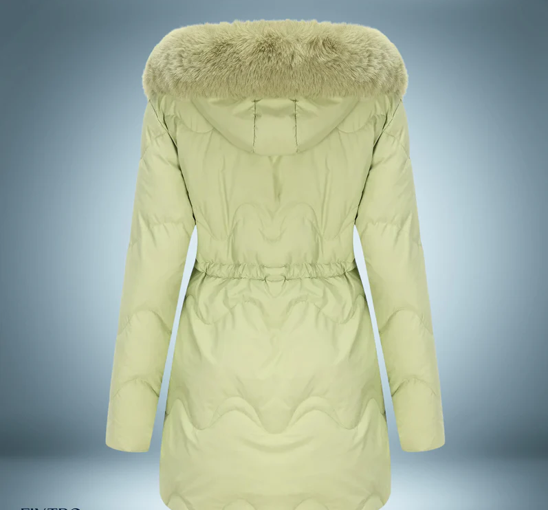 Farverig parka med pelskrave