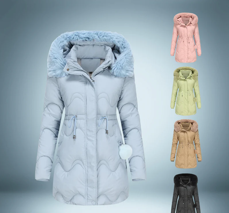 Farverig parka med pelskrave