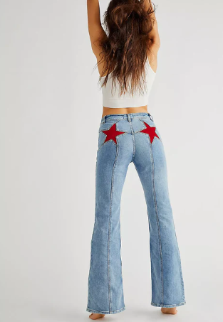 Hvem er denne lille pige