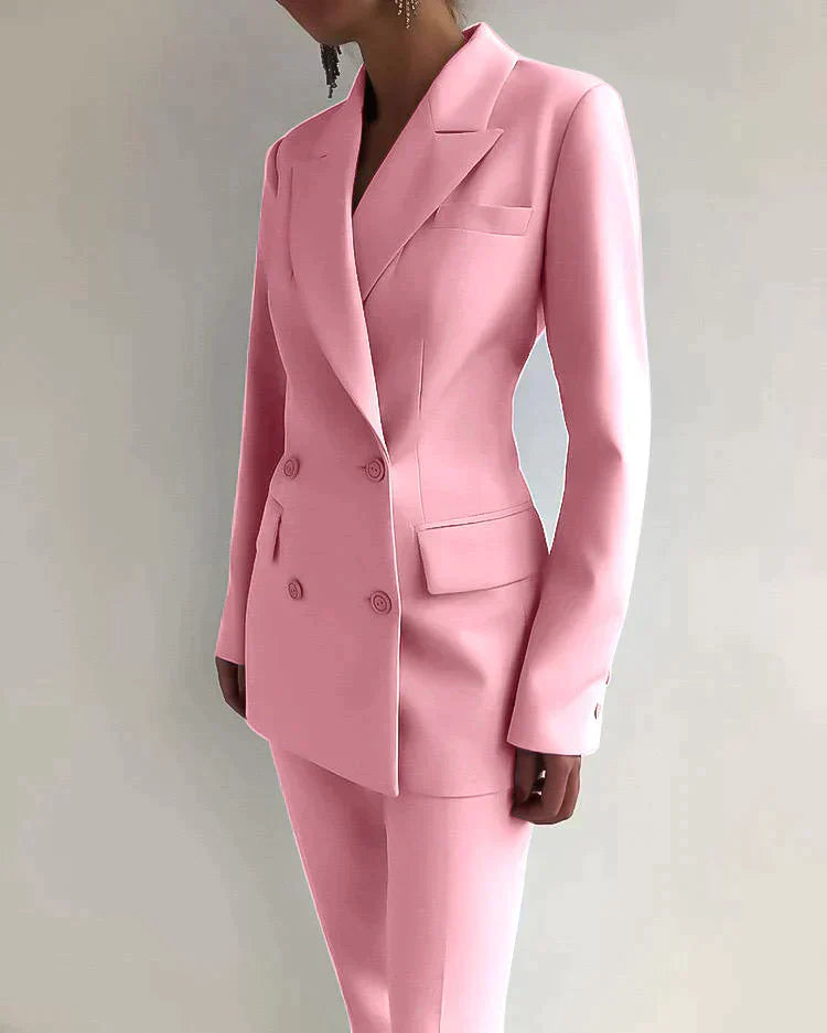 JUNA - Stilfuldt sæt bestående af en elegant blazer og elegante bukser